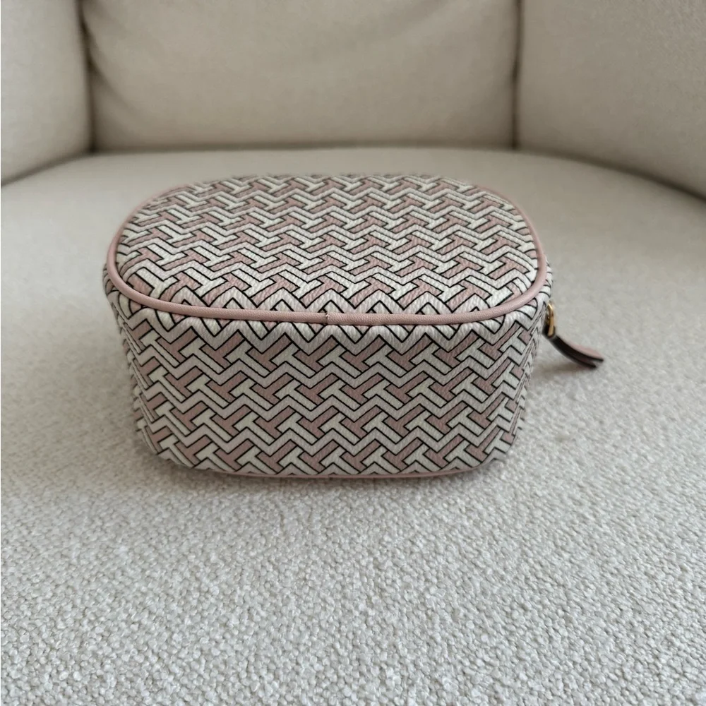 Tory Burch Black and Cream Geometric Cosmetic Case